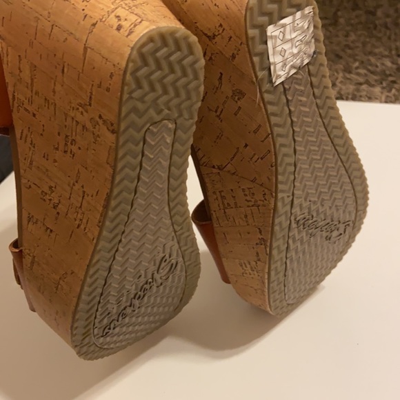 Sketchers women’s wedges - Picture 3 of 4